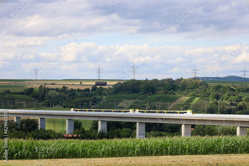 IRE auf der Enztalbrücke