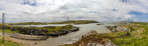 Obraz na płótnie Panoramic shot of the south coast of the island Colonsay, Scotland w salonie