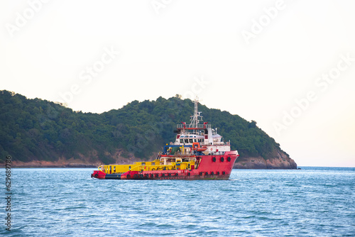 Supply boat transfer cargo to oil and gas industry and moving cargo from the boat to the platfor
