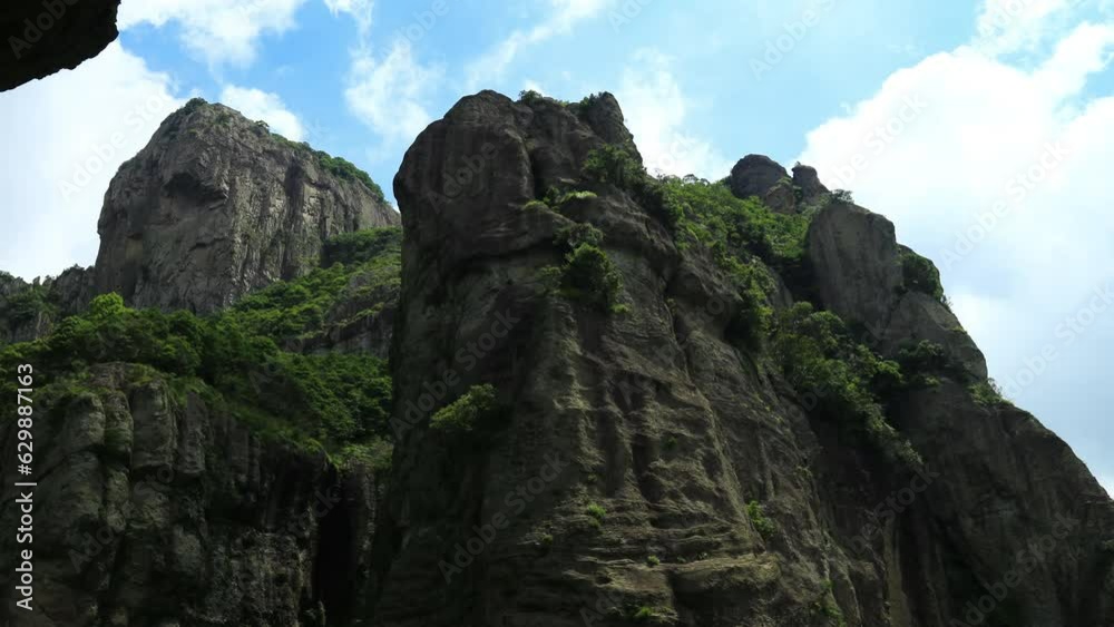 Time lapse of yandang mountain, it was named a world Geopark.Known at home and abroad for its unique peaks, rocks, waterfalls and ancient caves. Time lapse of yandang mountain, it was named a world Geopark.Known at home and abroad for its unique peaks, rocks, waterfalls and ancient caves.