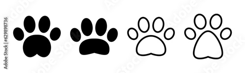 Paw icon set illustration. paw print sign and symbol. dog or cat paw
