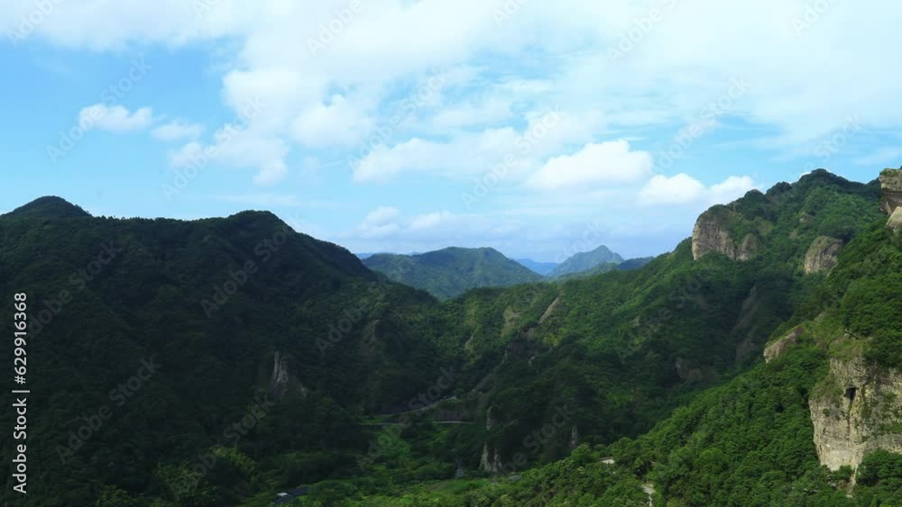 Time lapse of yandang mountain, it was named a world Geopark.Known at home and abroad for its unique peaks, rocks, waterfalls and ancient caves. Time lapse of yandang mountain, it was named a world Geopark.Known at home and abroad for its unique peaks, rocks, waterfalls and ancient caves.