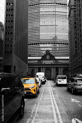 Photo Yellow cab at Grand central station New York City