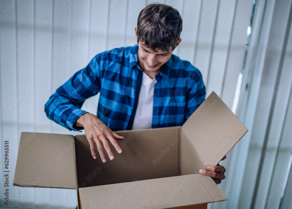 Online shoppers have mixed emotions such as doubt, surprise, and curiosity. Items meet or disappoint Online shoppers have mixed emotions such as doubt, surprise, and curiosity. Items meet or disappoint