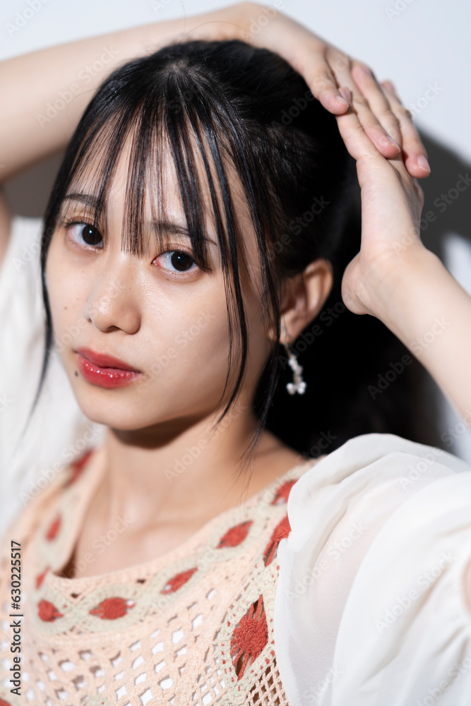 Fototapeta premium 爽やかな若い女性