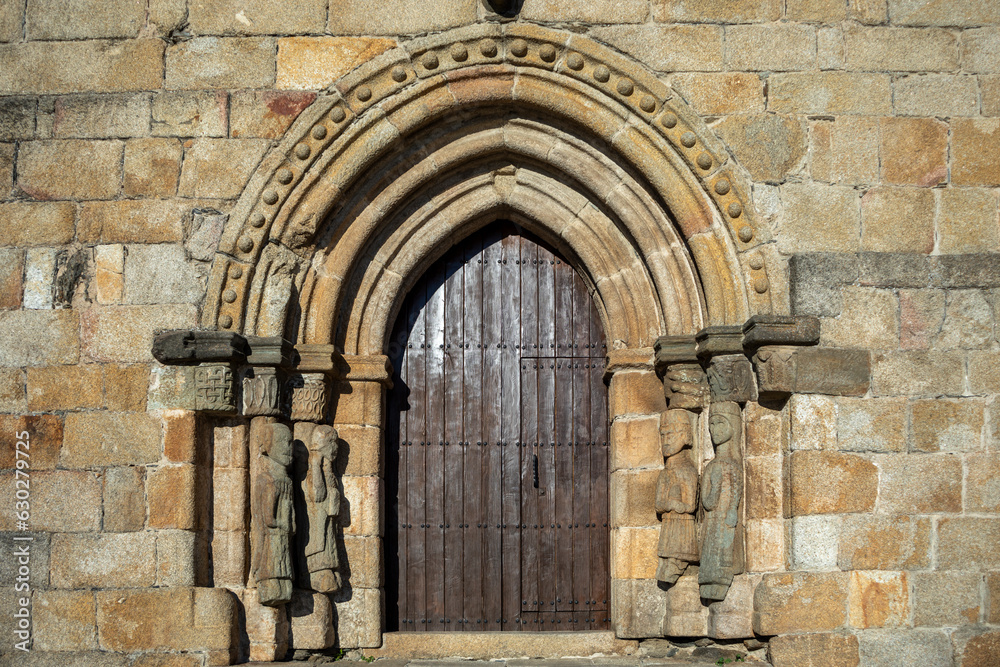 Fototapeta premium Romanesque door of the church of Santa Maria del Azogue in Puebla de Sanabria, Zamora, Spain