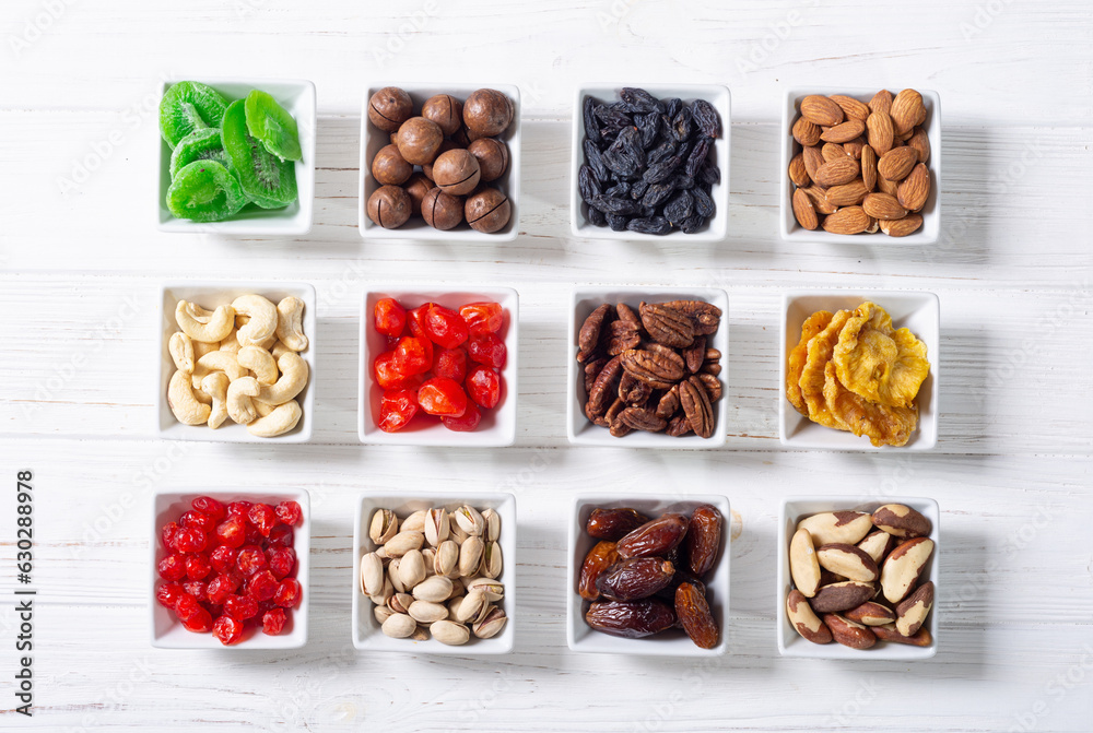 Obraz premium Mix of dried and candied fruits and nuts