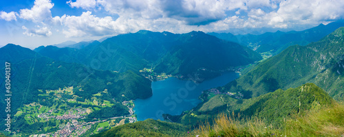 Cima d'Oro am Gardasee im Trentino - Panorama Largo di Ledro