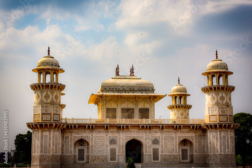 Exterior view of Itmad-ud-Daula tomb in Agra, Uttar Pradesh, India