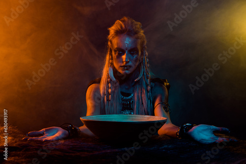 Fotografija Portrait of viking druid woman interact otherworldly spirits demonic ritual oran