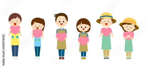 ハートを手に持つ笑顔の人々