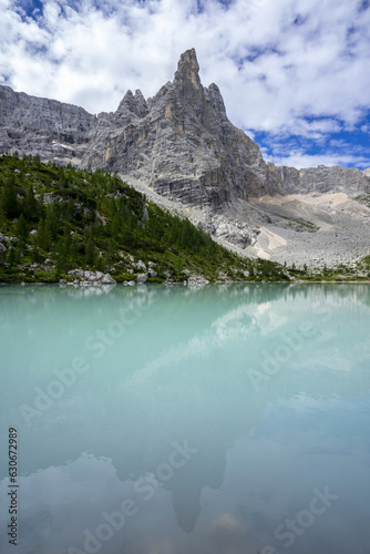 Lago di Sorapis - turquoise mountain lake in the Dolomites