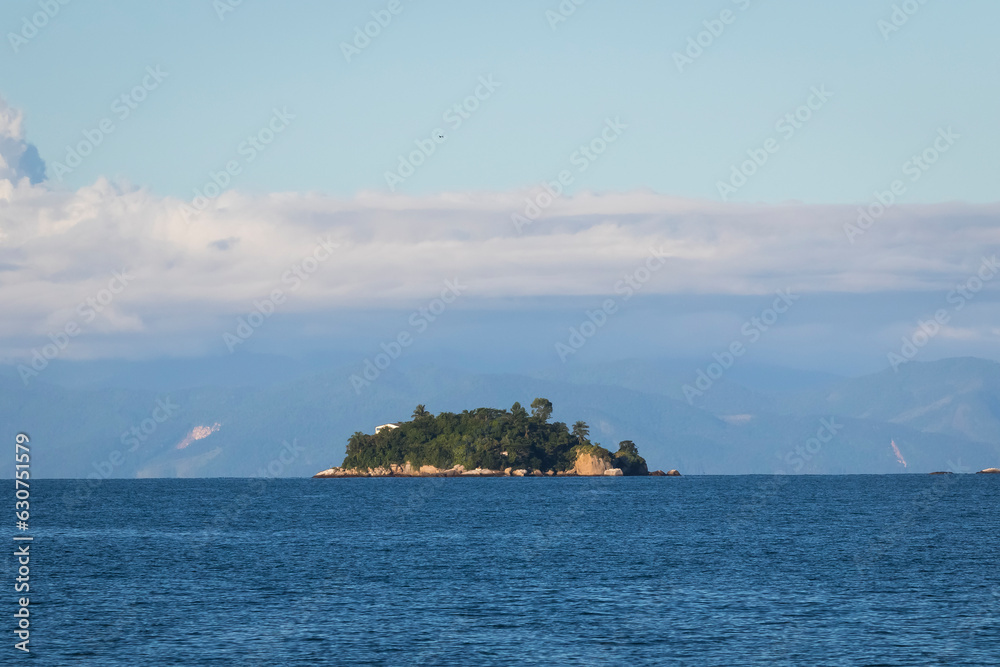 Ilhas no litoral Tropical do Brasil