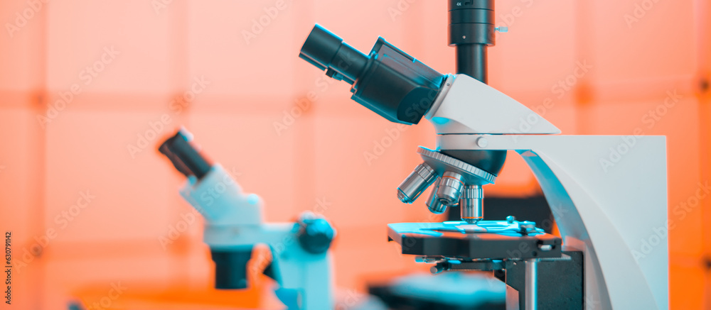 Nanotechnology: Optical microscopes play a crucial role in the charact