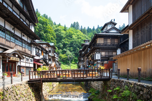 夏の銀山温泉