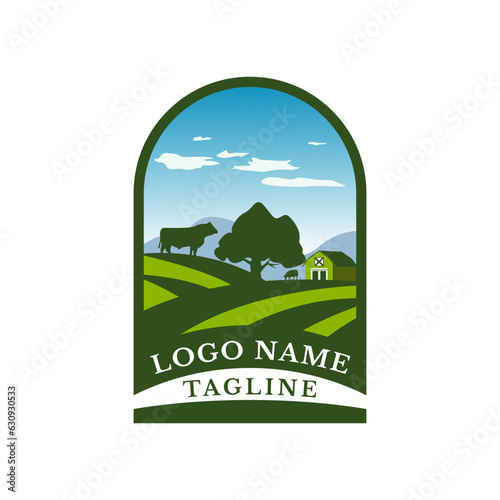 Vintage modern farm logo template. Farm and ranch logo template.
agriculture logo design. barn and farmer landscape logo

