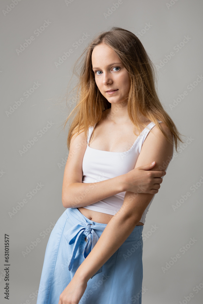 teenage girl, fourteen years old teenage girl, fourteen years old