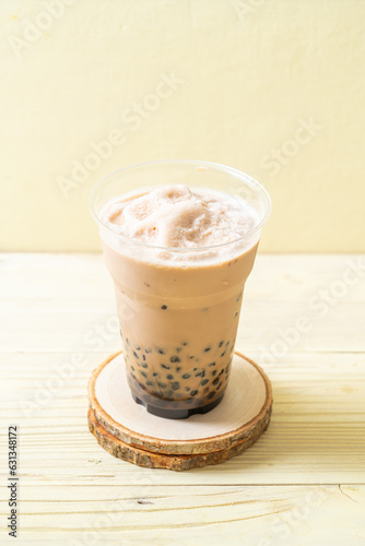 Taiwan milk tea with bubbles