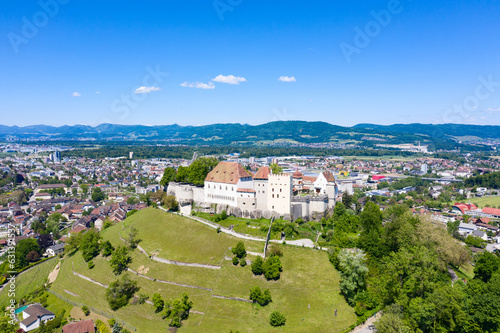 Lenzburg castle © swisshippo
