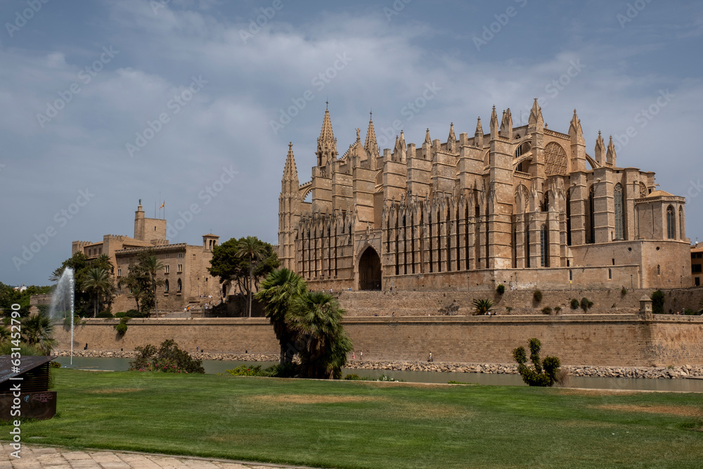 Fototapeta premium Beautiful view of palma Majorque in Spain under wonderful summer
