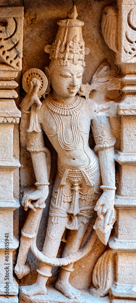 Fototapeta premium Rani ki Vav, a remarkable architectural masterpiece situated in the state of Gujarat, India, holds a rich historical significance that leaves visitors awestruck. 