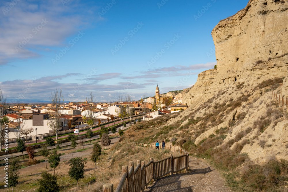 Scenic view of the village of Arguedas and Arguedas caves, in Spain 
