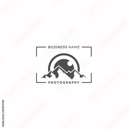 design logo creative lens camera and mountain