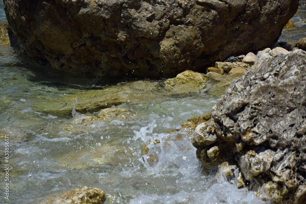 Fototapeta premium rocks in the water