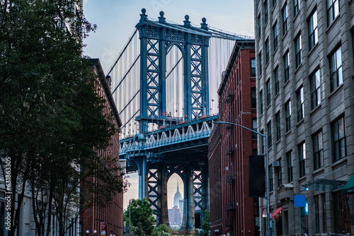 manhattan bridge in new york. architecture of historic bridge in manhattan. bridge connecting Lower Manhattan at Canal Street with Downtown Brooklyn. new york urban architecture. Manhattan connection © be free