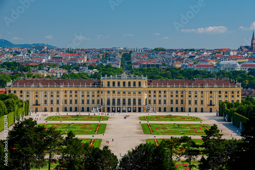 schonbrunn palace photo