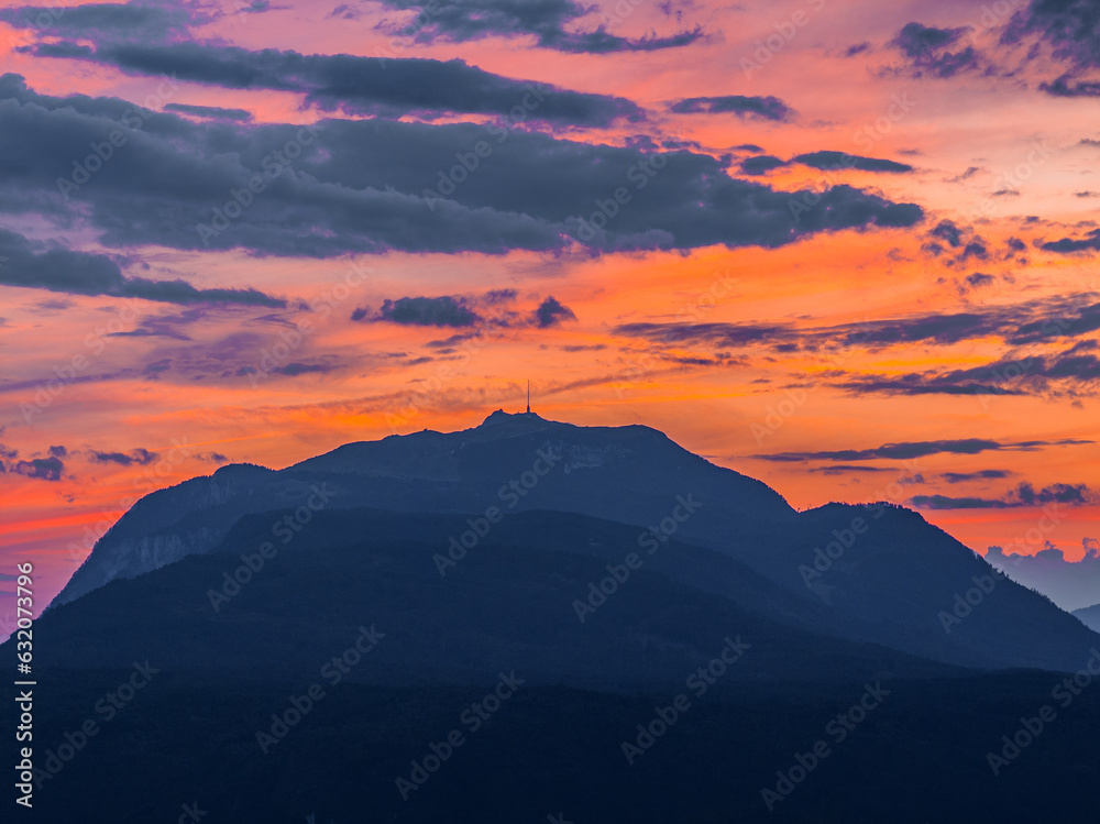 Dobratsch in sunset lights from Villach Faakersee