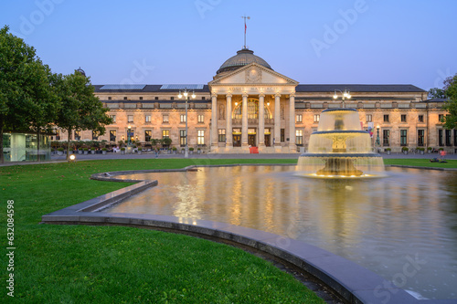 Obraz na płótnie View of the Wiesbaden Kurhaus and Casino at Dusk, Germany w salonie