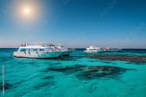 Tourist cruise boat anchored in Red Sea © Volodymyr Shevchuk