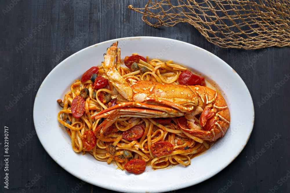 italian lobster linguine pasta in tomato sauce