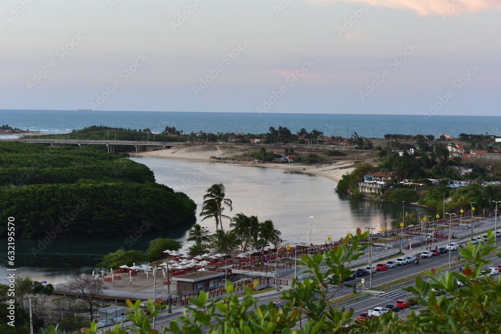 sabiaguaba e uma area de preservaçao ambiental, criada com o intuito de preservaçao e desenvolvimento de turismo ecologico, Fica a cerca de 15 km do centro de Fortaleza, capital do Ceara