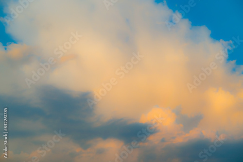 Fototapeta Naklejka Na Ścianę i Meble -  sunset sky with clouds, sunset in the sky, sky at sunset, sunset in Pontianak city, clouds in the sky, sunset over the Kapuas River Pontianak, sunset over the city, red sunset sky, red sky and clouds