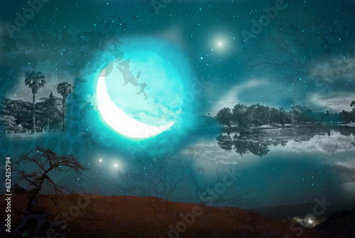 paisaje magico con luna creciente en un lago nocturno
