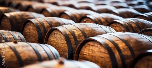 Foto Wooden oak Port barrels in neat rows