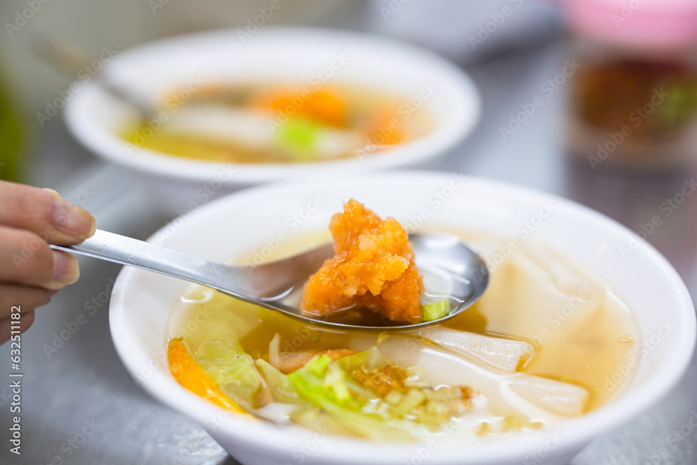 Thick flat rice noodles Dingbiancuo famous Keelung night market food Thick flat rice noodles Dingbiancuo famous Keelung night market food