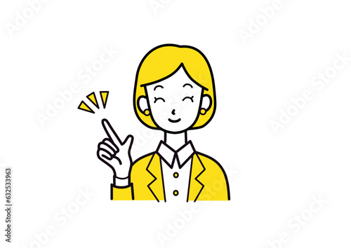 笑顔でポイントを説明する女性
