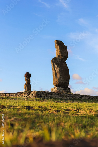 Moai am Ahu Ko Te Riku, Rapa Nui, Osterinsel photo