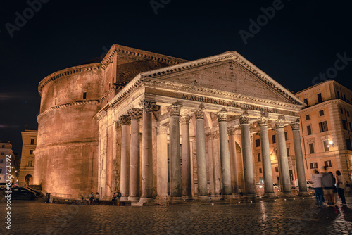 Photography Roma at night