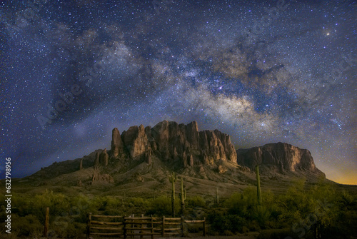 Milky way over Superstition Mountain