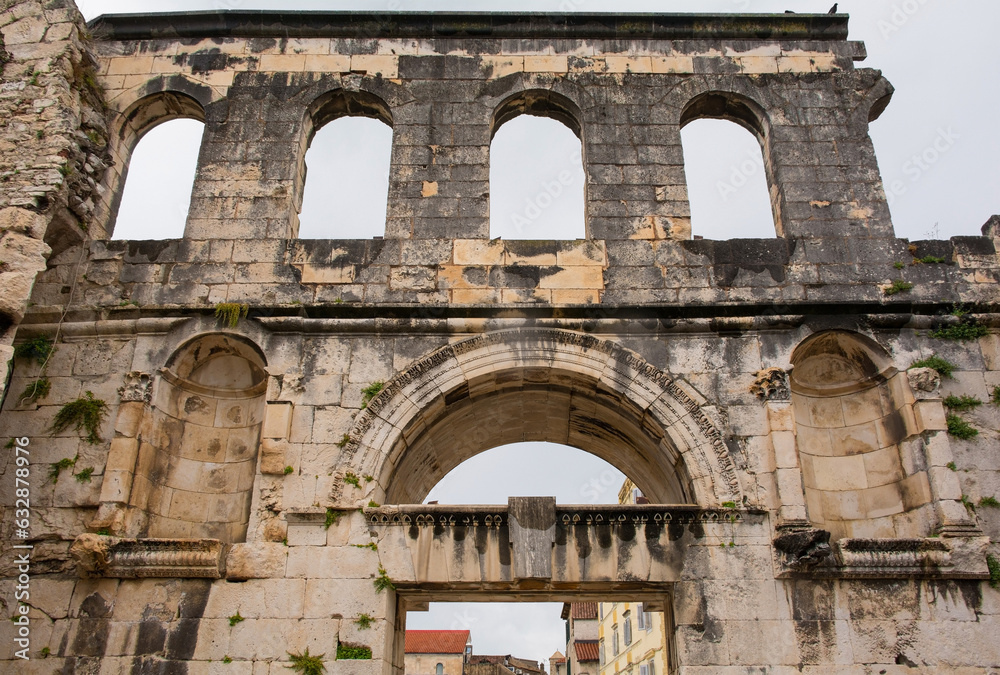 The 6th century Silver Gate in the historic city walls of Split in Croatia. Part of the Diocletian Palace. Also called Srebrena Vrata, Porta Argentea or Eastern Gate