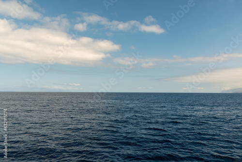 Wallpaper Mural Blick auf das blaue Meer - Weiter Ocean - Reisen Torontodigital.ca