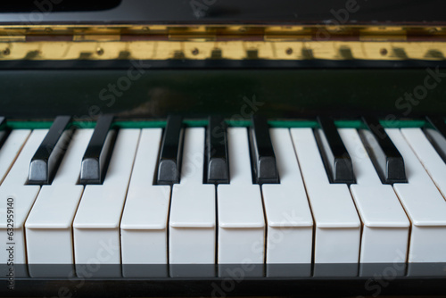 Details of a new wall type piano.