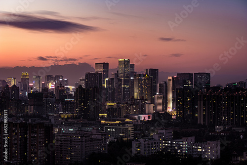 city skyline at sunset © 昊中 冷