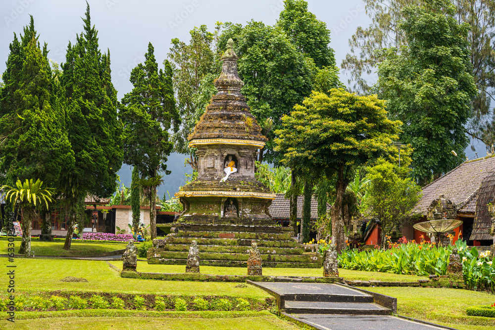 Grounds of the Ulun Danu Temple Grounds of the Ulun Danu Temple