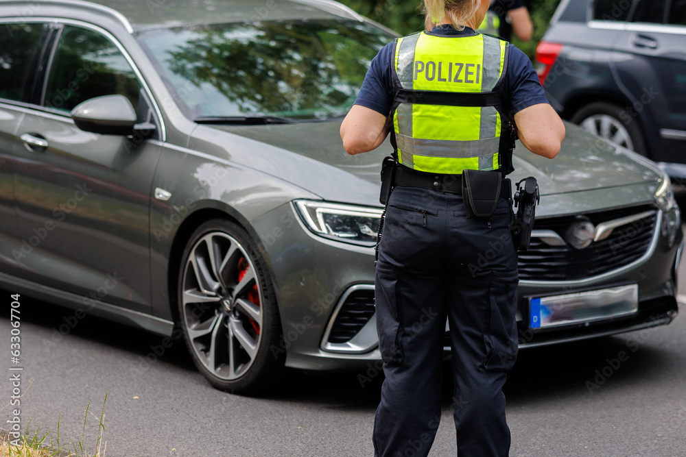Fotografie Officer 5