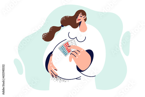 Pregnant woman with pills to support immunity in perinatal period calls for attention to health